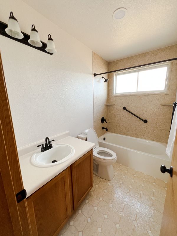Top Bathroom Remodeling Companies in Calabasas, CA